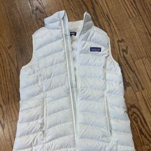 Patagonia girls white vest